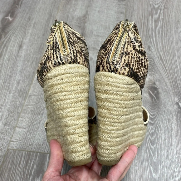 Talbots Kittie3e Espadrille Wedge Sandals Natural Reptile T Strap Ankle 8M - Picture 12 of 14